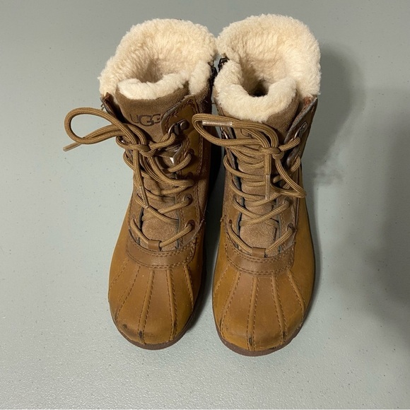 UGG Big Kids Leggero Boots Chestnut  Snow Boots Duck Boots Size 4 1012384K - Picture 4 of 11